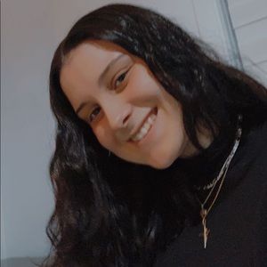 Meet your Posher, Leighanna